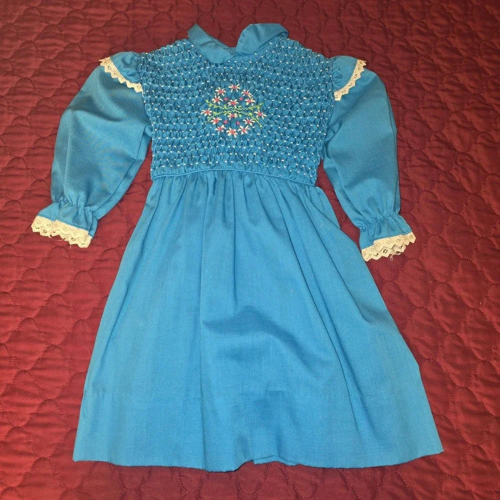 VINTAGE Polly Flinders Hand Smocked Bright Blue Dress Size‎ 5 Style#44077